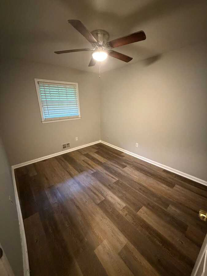 Room details photo supplied by 2 Busy To Clean